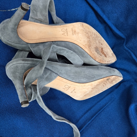 AD & Daughters Grey Suede Kitten Heel Ankle Tie Shoe 8 - Picture 7 of 13